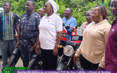 Remise de motos au promoteurs FVE du Zou-Colline, Littoral et Borgou